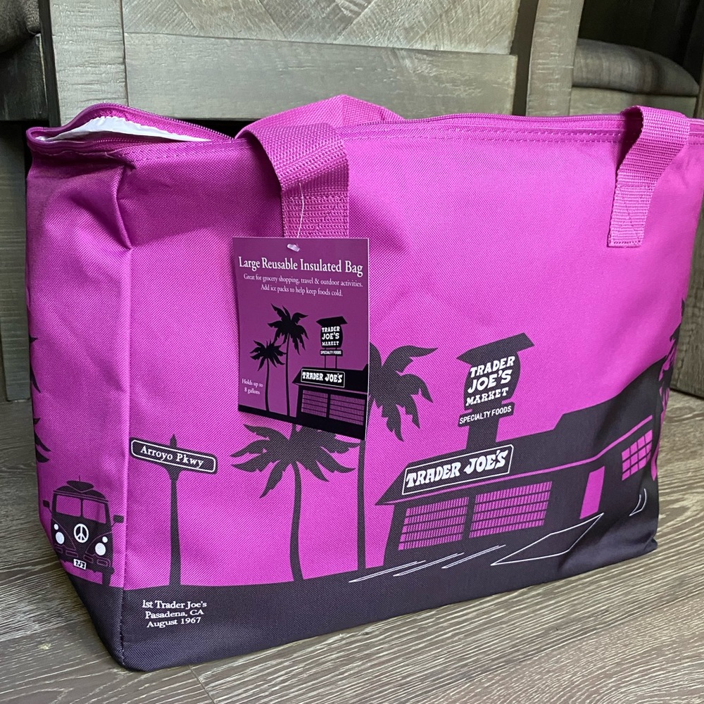 NWT Trader Joe’s Large Purple Insulated Zippered Bag